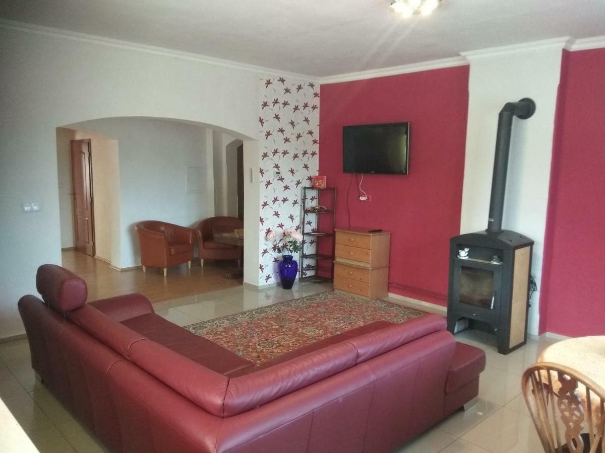 Vahanec Guest House Samson מראה חיצוני תמונה